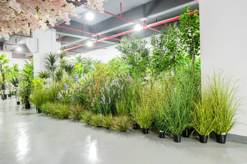 Custom size range from desktop artificial plants to oversized commercial trees